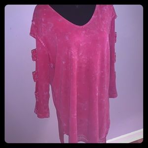 Blue Bayou Red Shirt with cut out sleeves. Size L